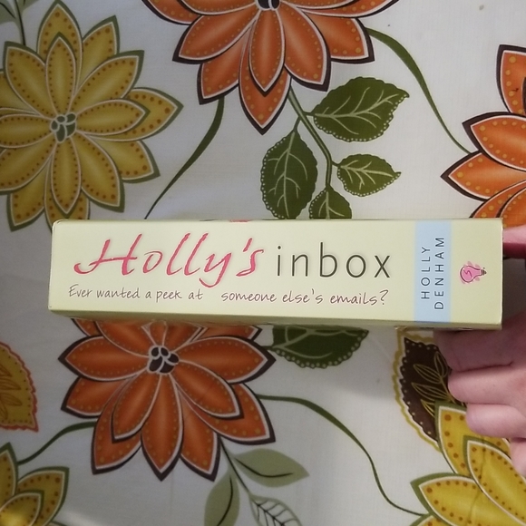 Holly's inbox by Holly Denham - Picture 5 of 6